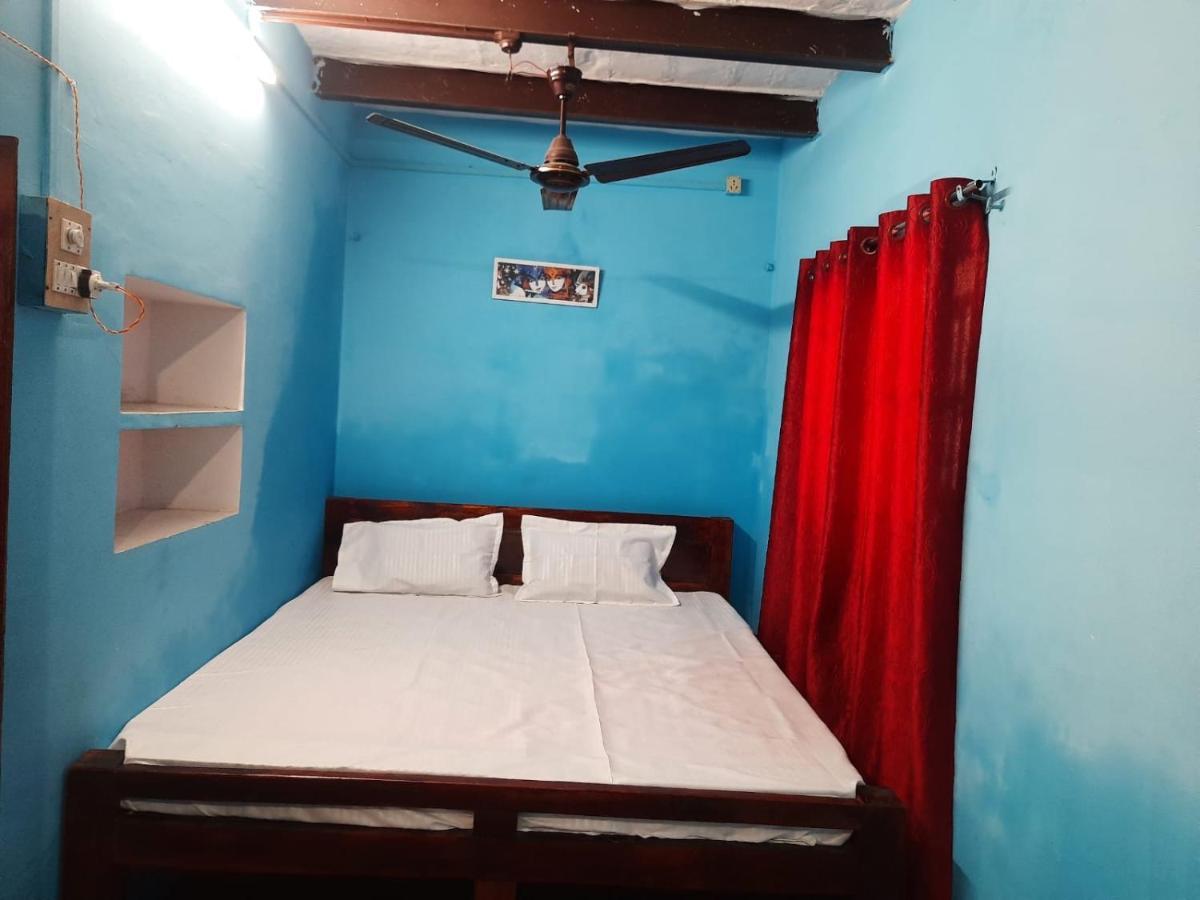 Sankardev Guest House D24 35 Varanasi Esterno foto