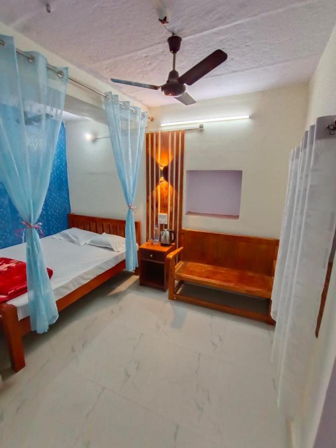 Sankardev Guest House D24 35 Varanasi Esterno foto