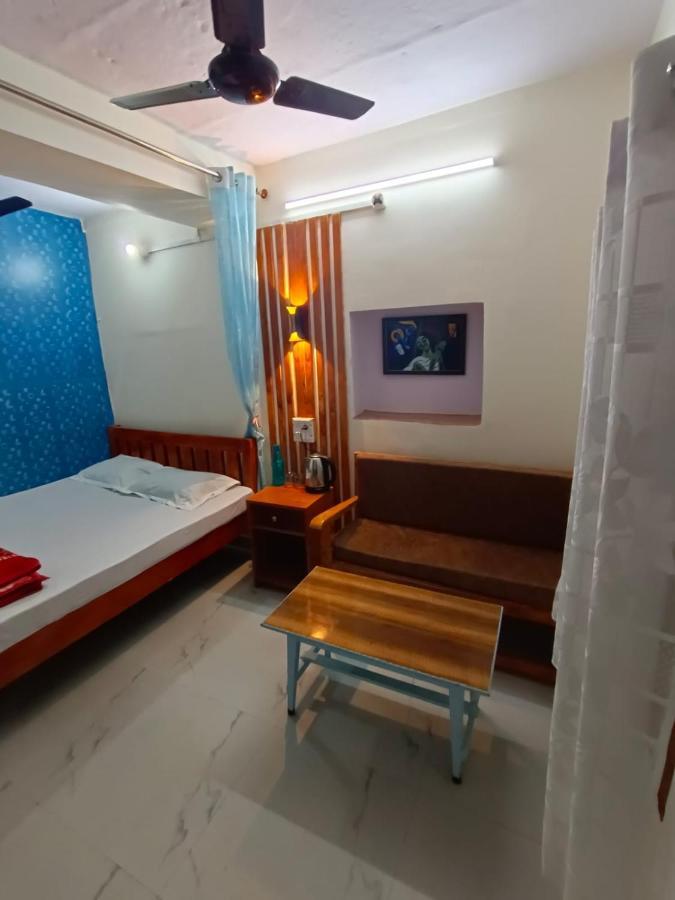 Sankardev Guest House D24 35 Varanasi Esterno foto